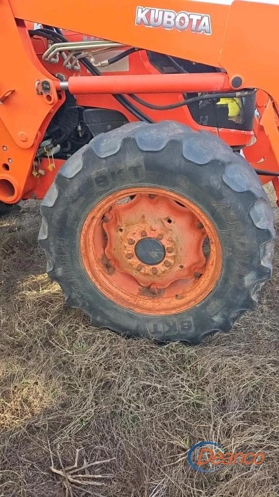 Image of Kubota M9540 equipment image 3