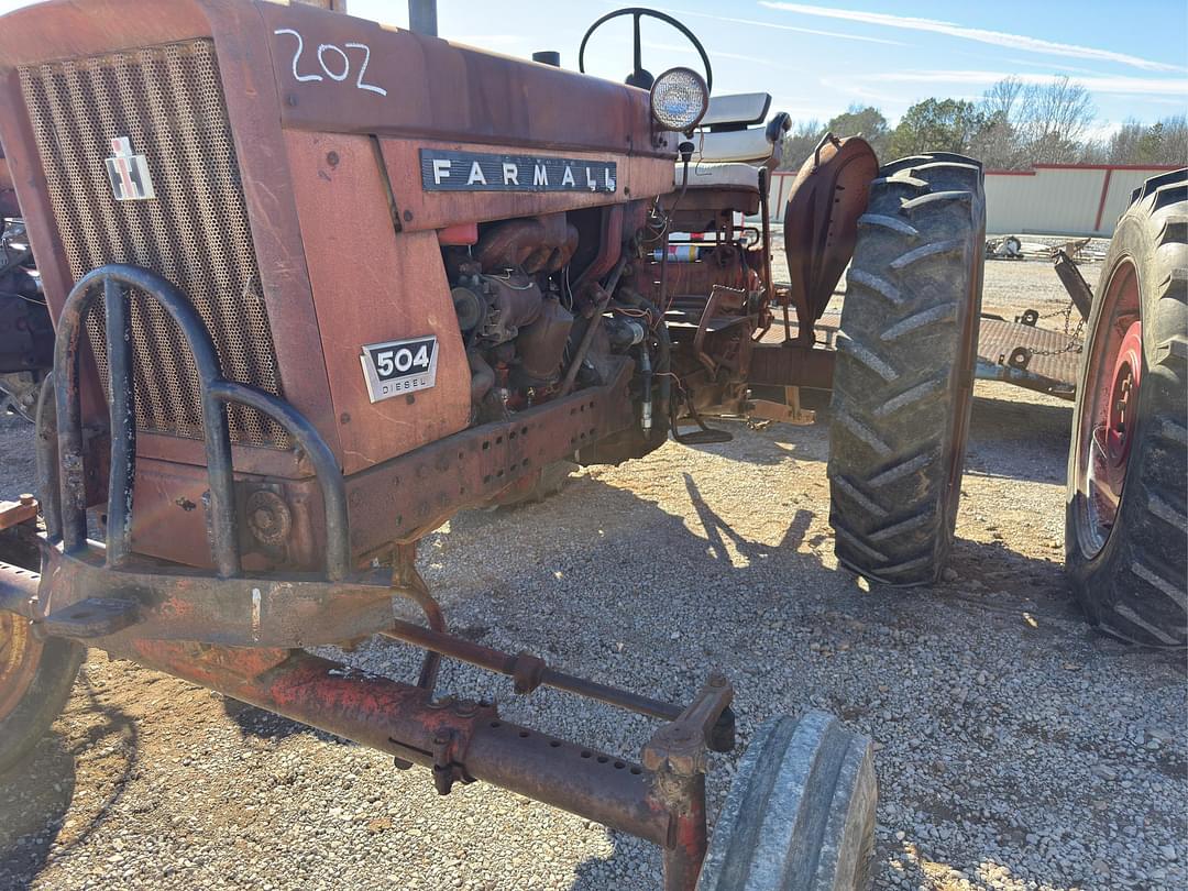 Image of International Harvester 504 Primary image