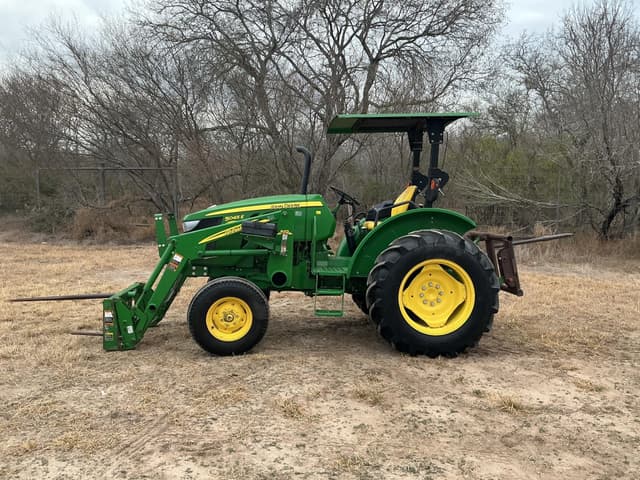Image of John Deere 5045E equipment image 1