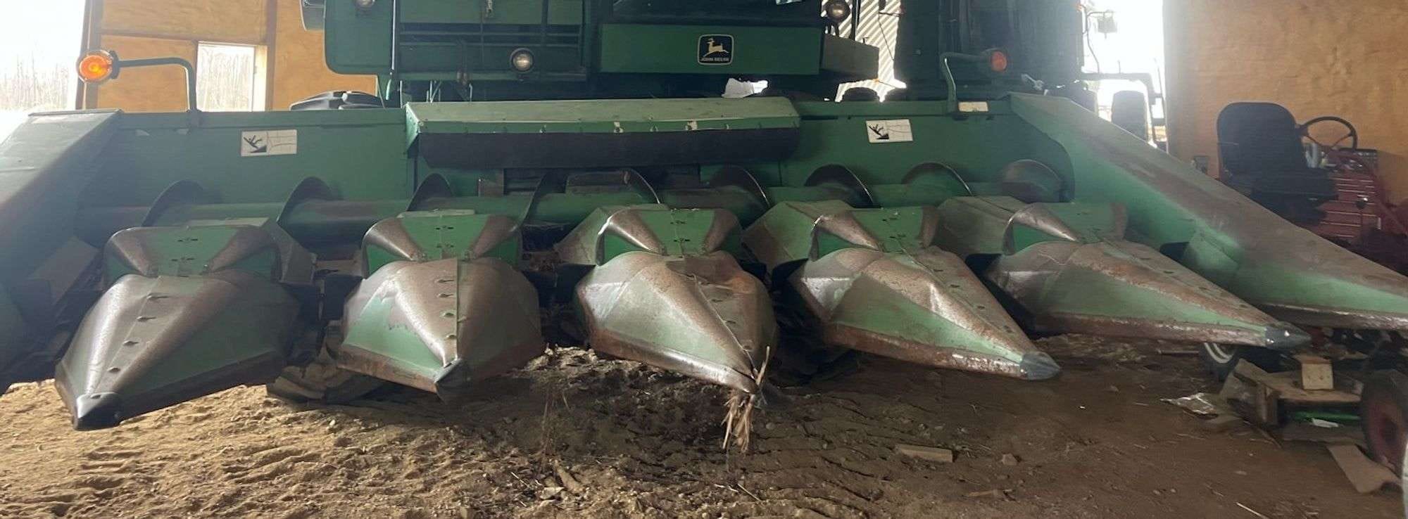 John Deere 643 Equipment Image0