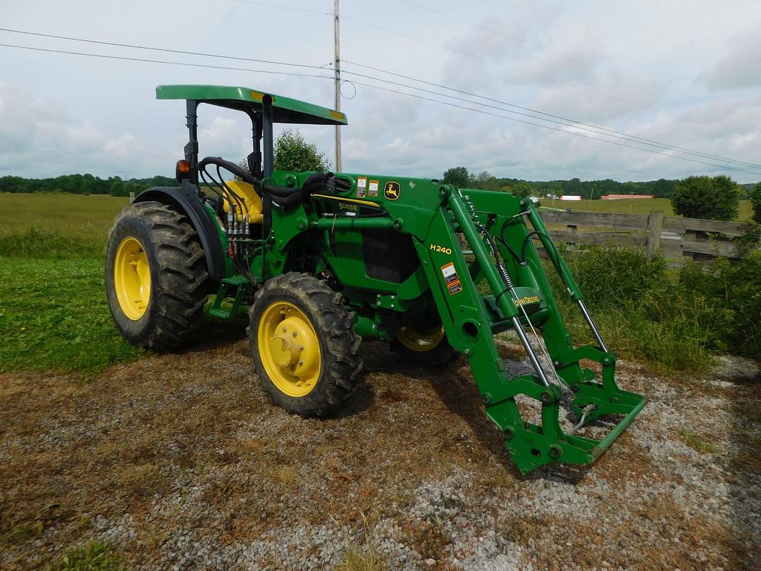 Image of John Deere 5065E Primary image