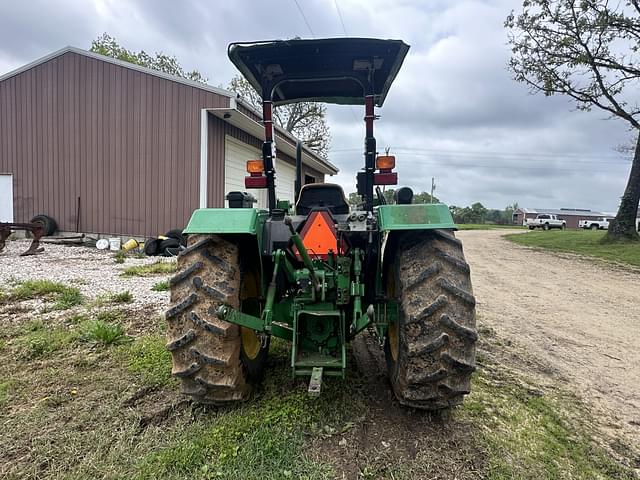 Image of John Deere 5065E equipment image 4