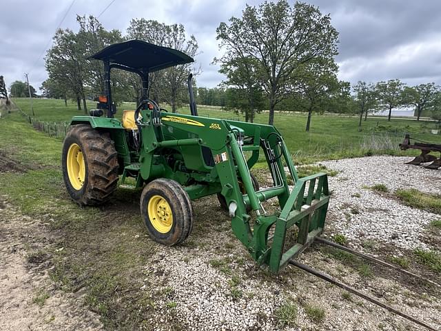 Image of John Deere 5065E equipment image 2