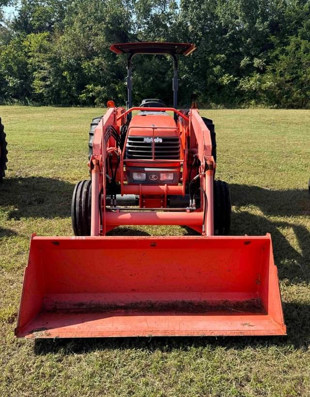 Image of Kubota M4800 equipment image 1