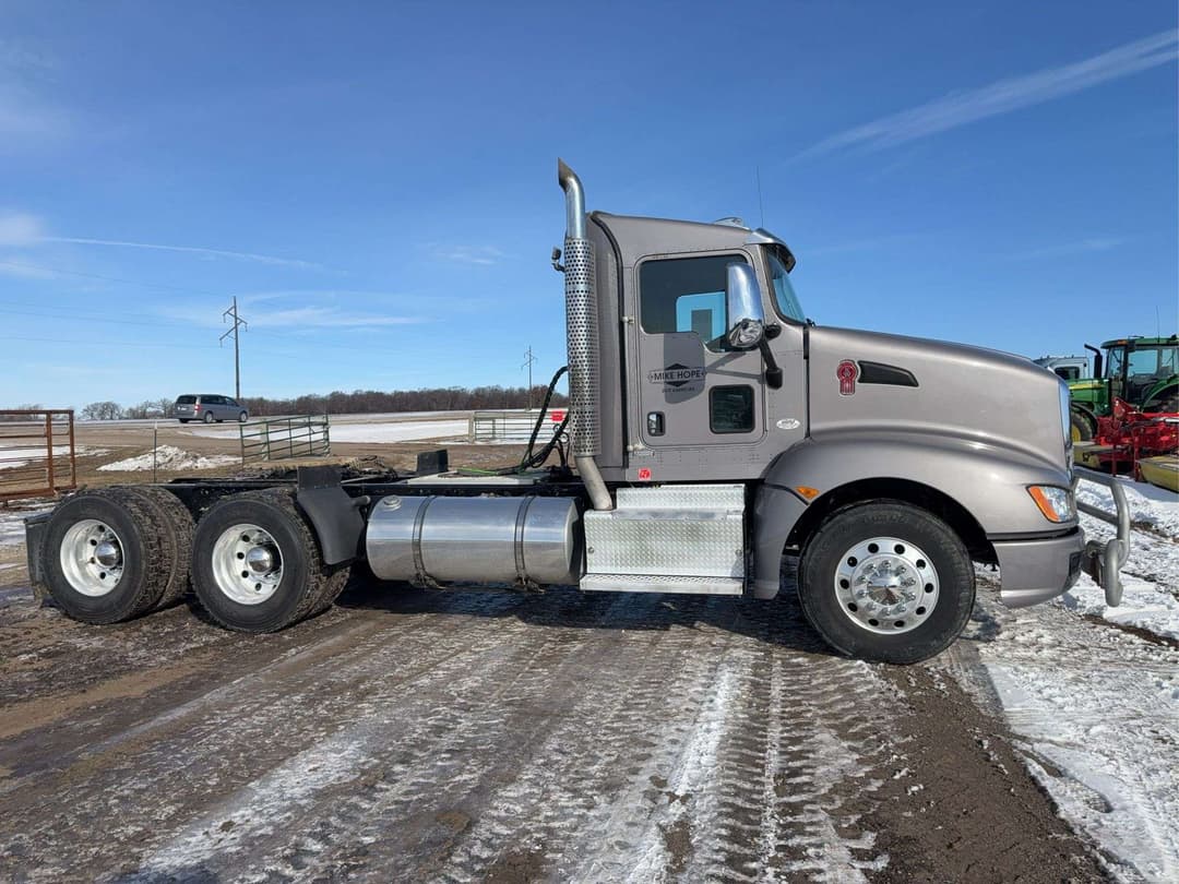 Image of Kenworth T660 Primary image