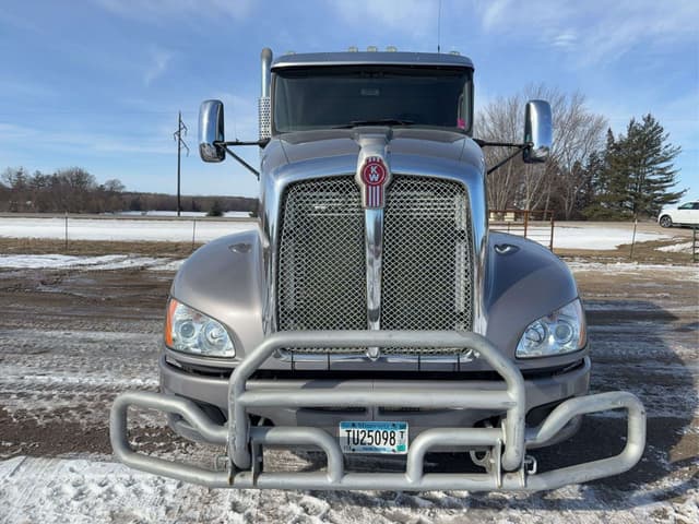 Image of Kenworth T660 equipment image 4