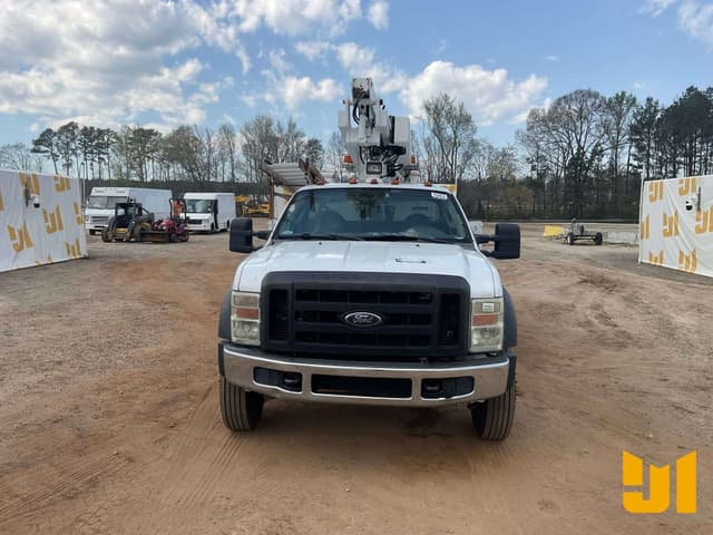 Image of Ford F-450 equipment image 1