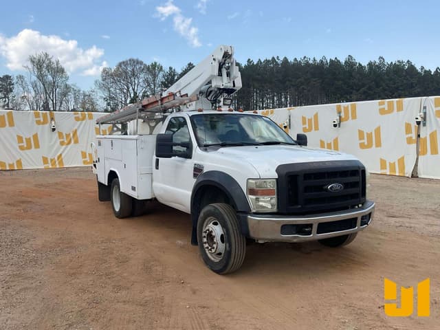 Image of Ford F-450 equipment image 2