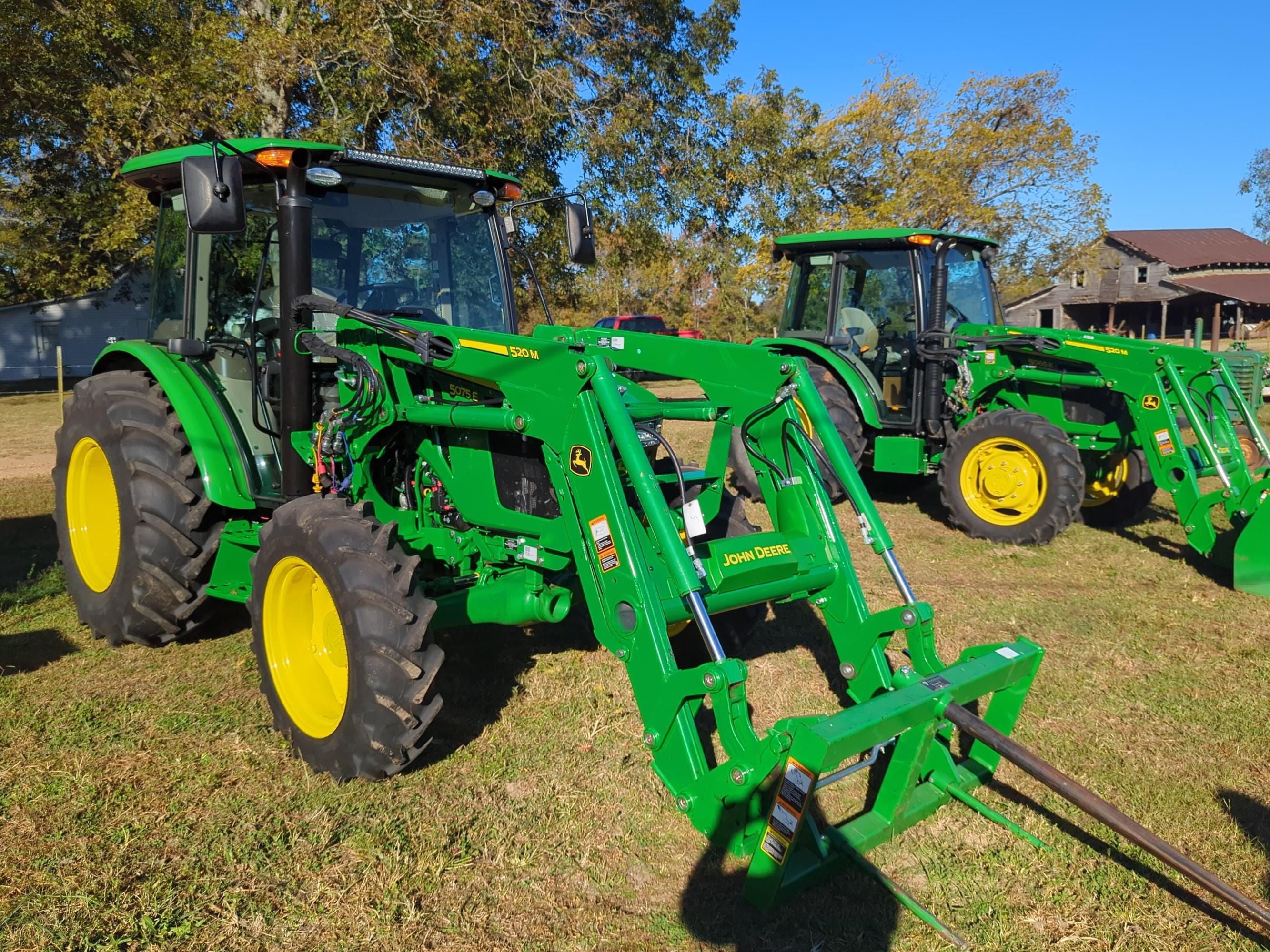 Main image John Deere 5075E