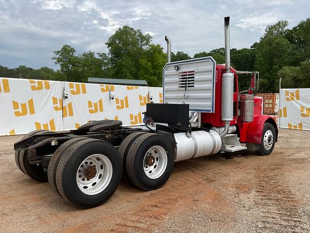 Image of Peterbilt 379 equipment image 4