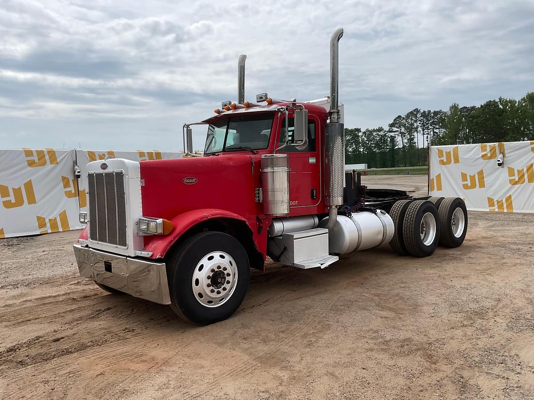 Image of Peterbilt 379 Primary image