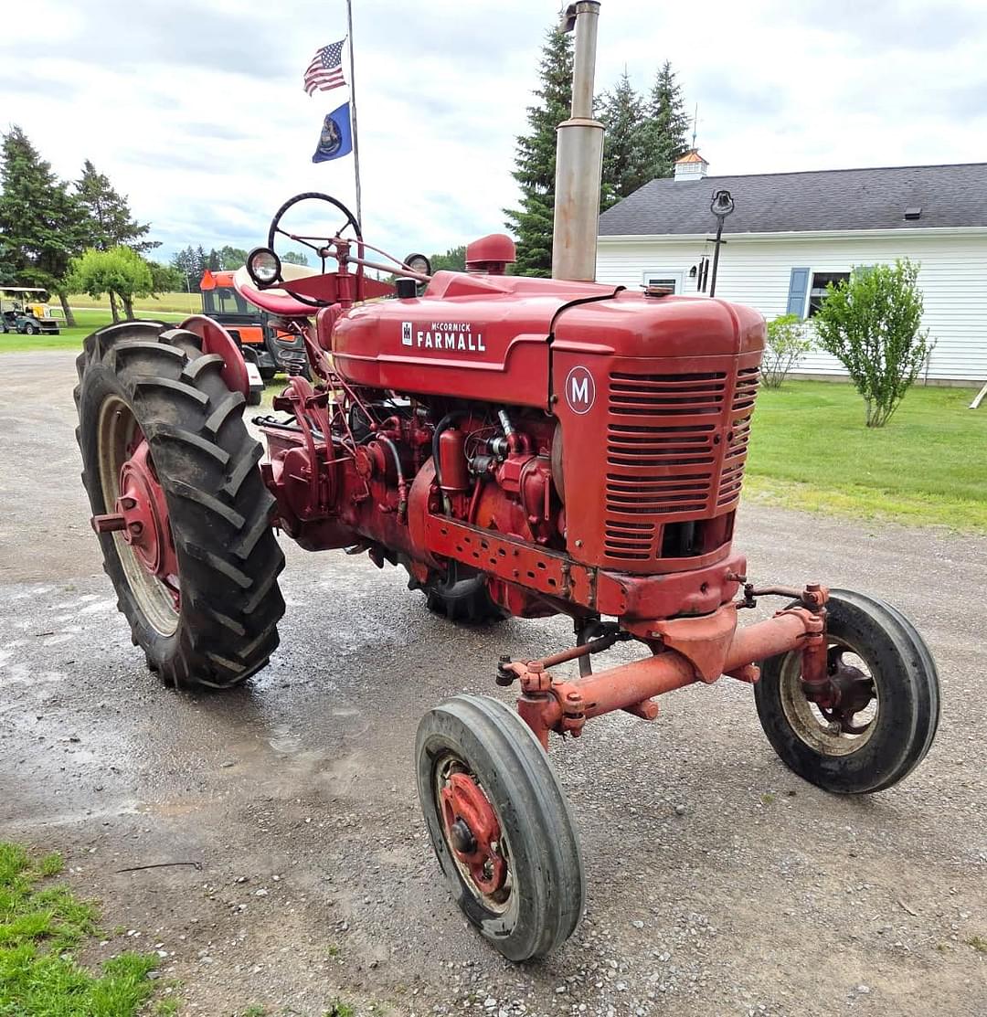 Image of Farmall M Primary image