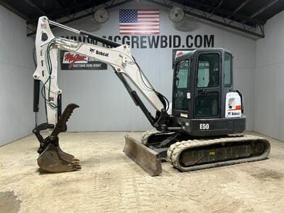 Main image Bobcat E50