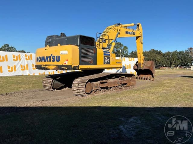 Image of Komatsu PC490LC-11 equipment image 4