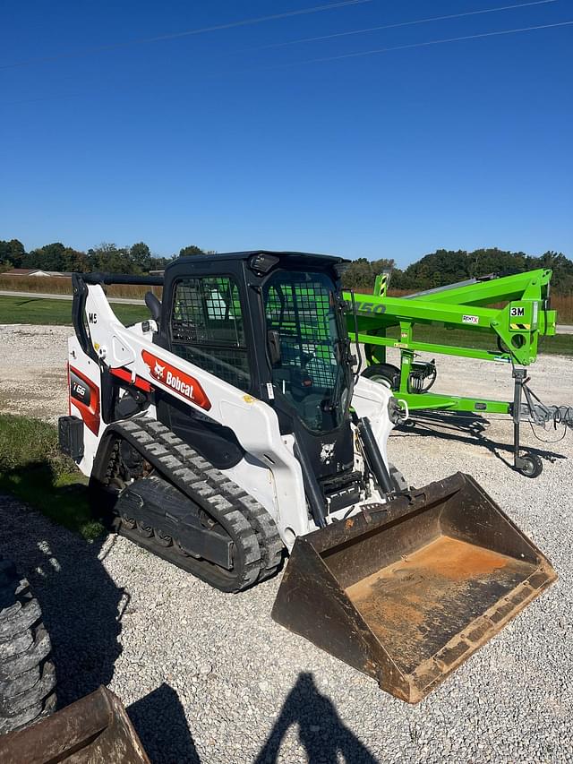 Image of Bobcat T66 equipment image 2