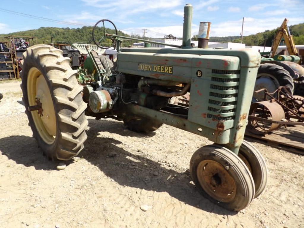 Image of John Deere B Primary image