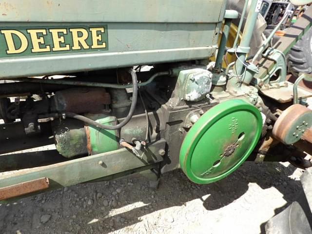 Image of John Deere B equipment image 3