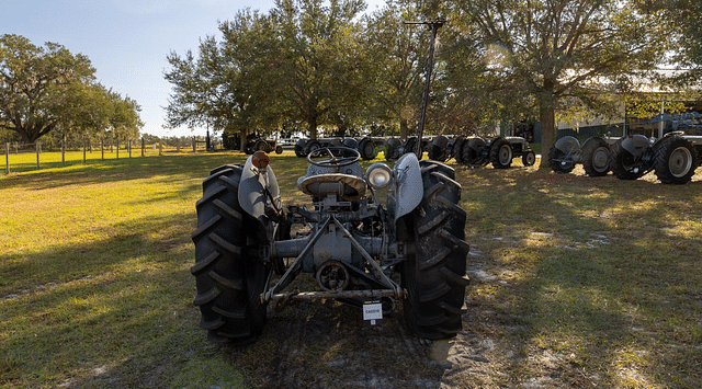 Image of Ferguson TO-20 equipment image 3