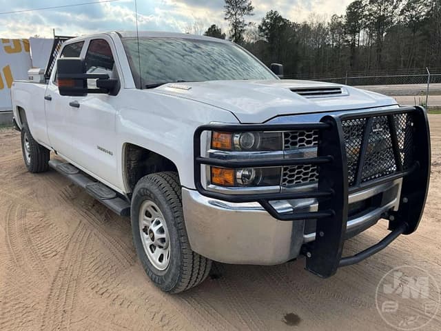 Image of Chevrolet 3500HD equipment image 2