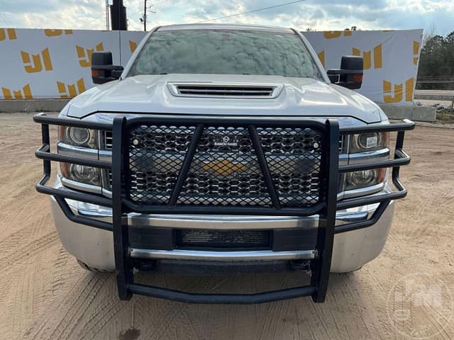 Image of Chevrolet 3500HD equipment image 1