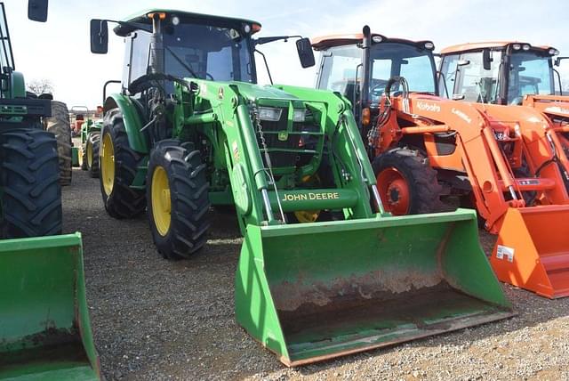 Image of John Deere 5115M equipment image 3