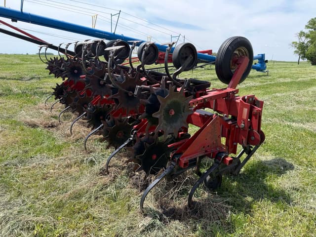 Image of Case IH 183 equipment image 2