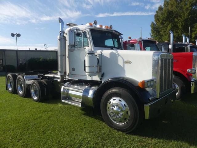 Image of Peterbilt 378 equipment image 1