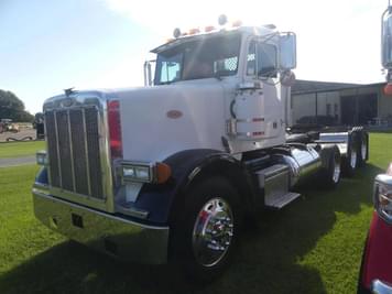 Main image Peterbilt 378