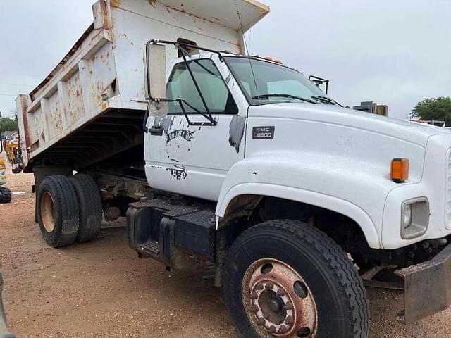 Image of GMC 8500 equipment image 1