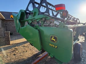 John Deere 925F Image