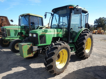 Main image John Deere 5520