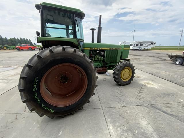 Image of John Deere 4440 equipment image 3
