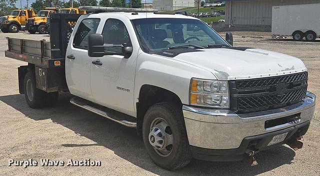 Image of Chevrolet 3500HD equipment image 2