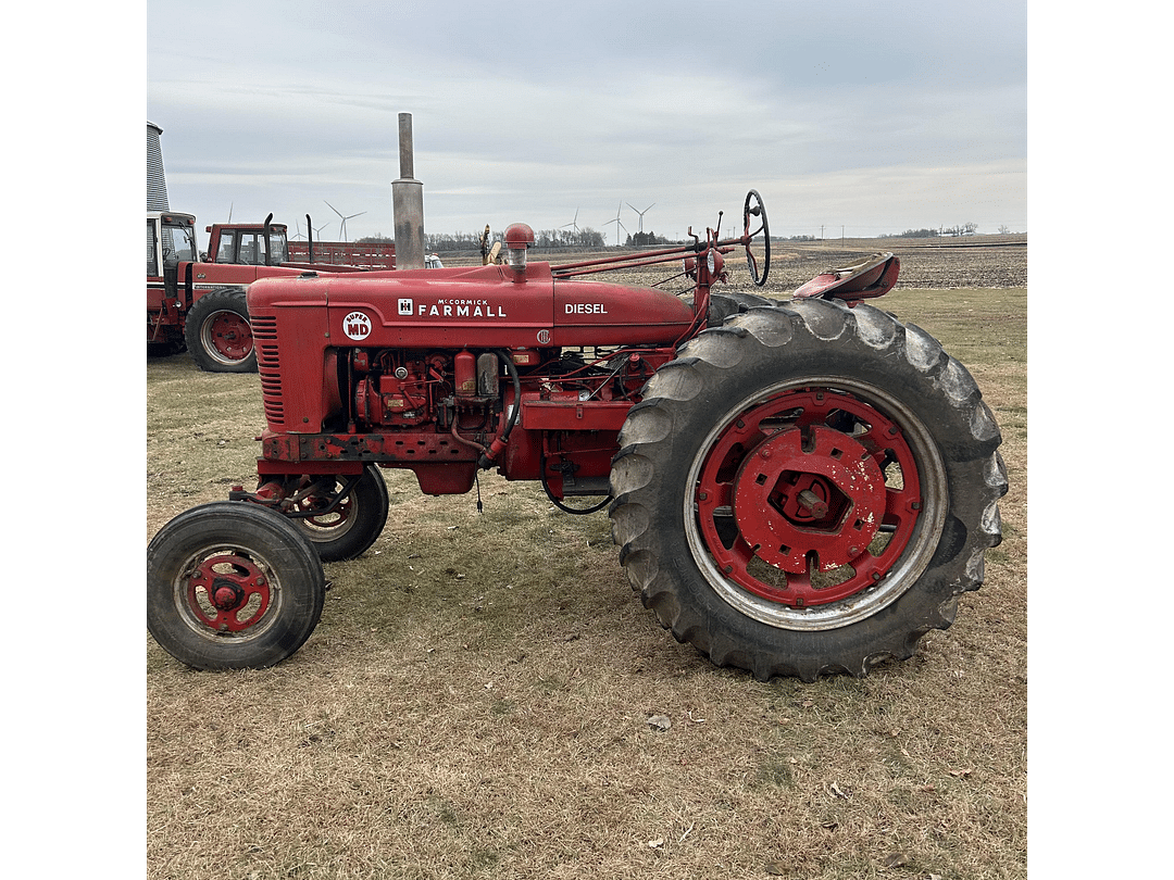 Image of Farmall Super MD Primary image