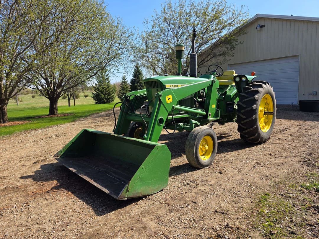 Image of John Deere 3020 Primary image