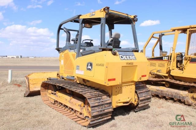 Image of John Deere 450K equipment image 3