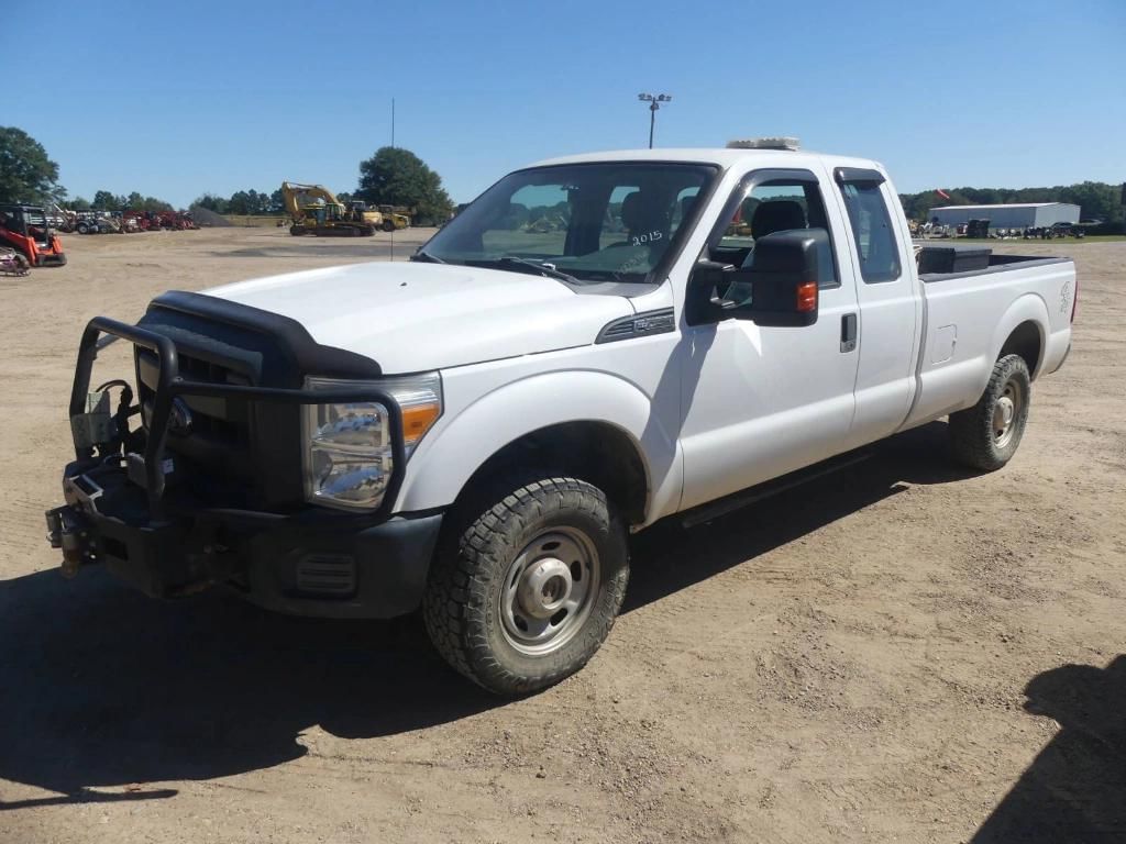 2015 Ford F-250 Equipment Image0