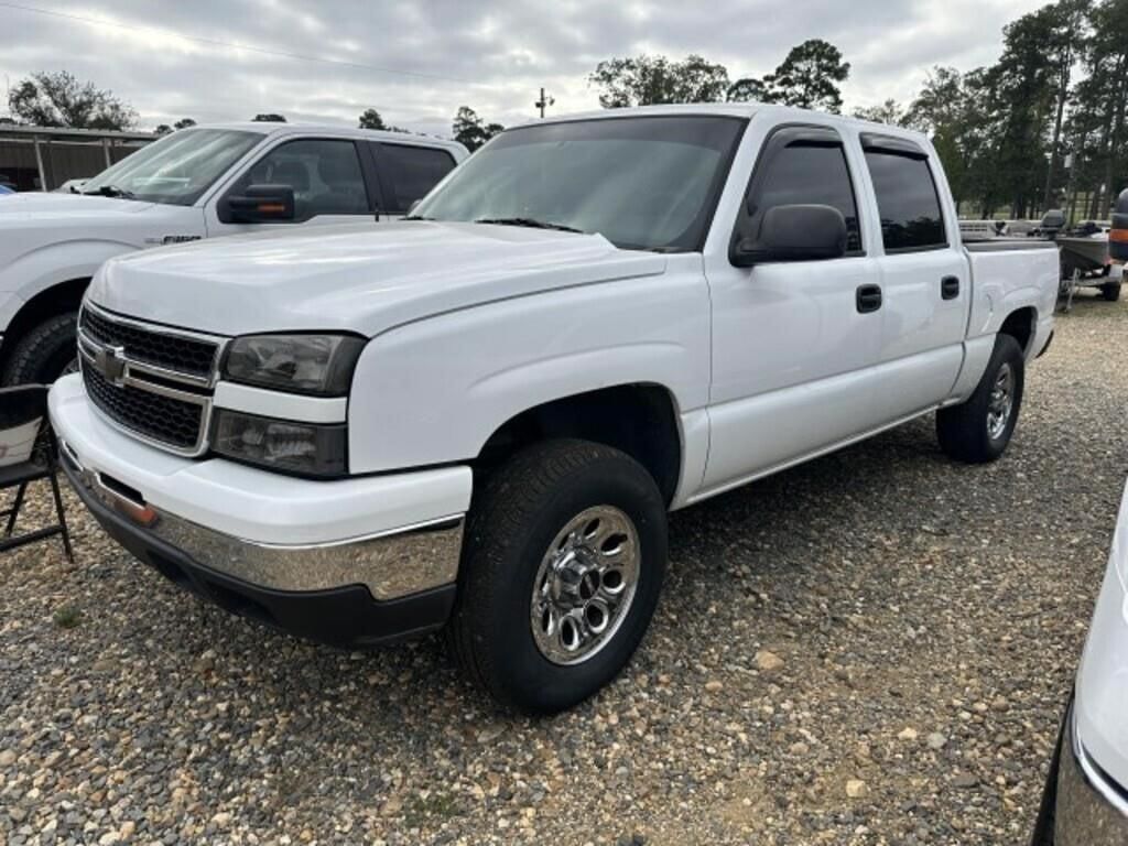 2006 Chevrolet 1500 Equipment Image0
