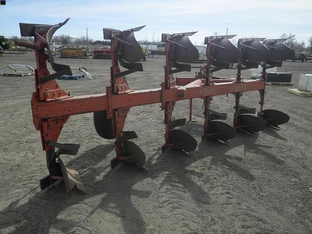 Image of Massey Ferguson 570 equipment image 3