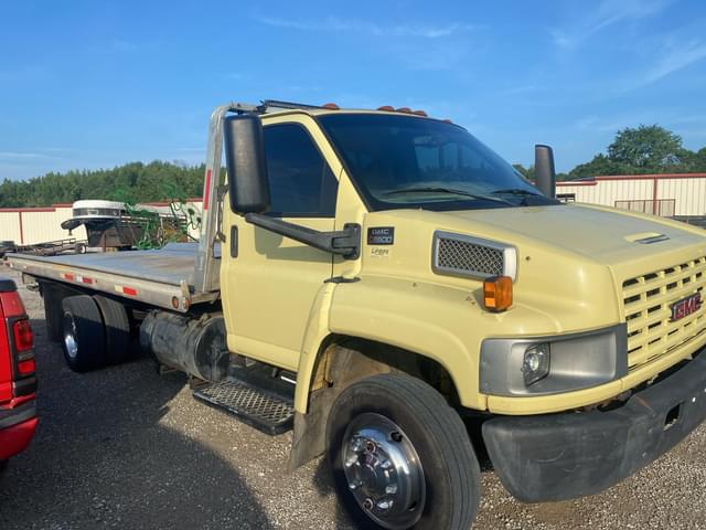 Image of GMC C5500 equipment image 4