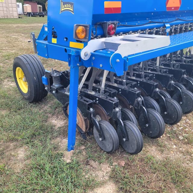 Image of Landoll 5210 equipment image 2