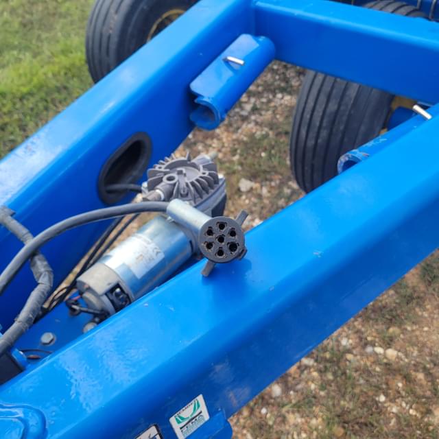 Image of Landoll 5210 equipment image 3