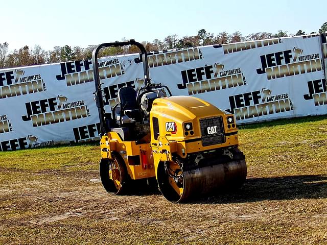 Image of Caterpillar CB2.7GC equipment image 2