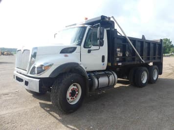 Main image International 7400
