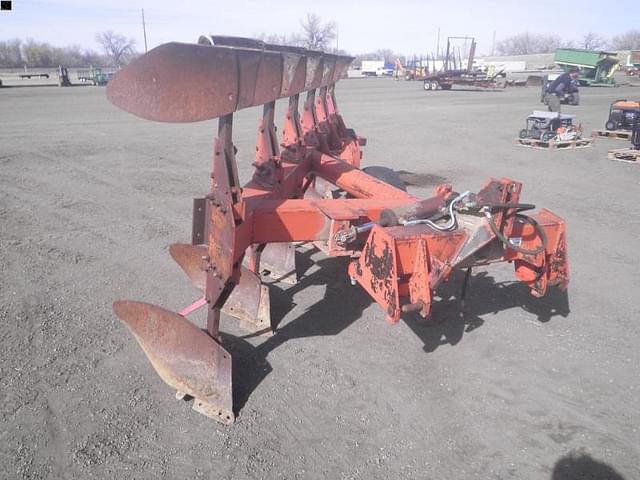 Image of Massey Ferguson 570 equipment image 1