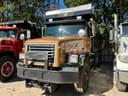 2000 Volvo WG64B Image