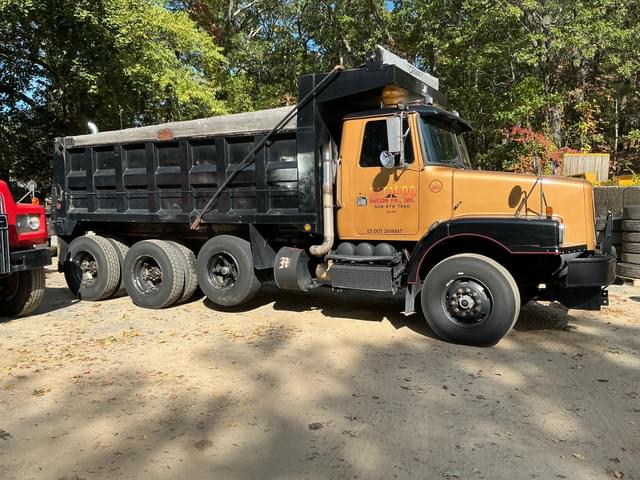 Image of Volvo WG64B equipment image 3