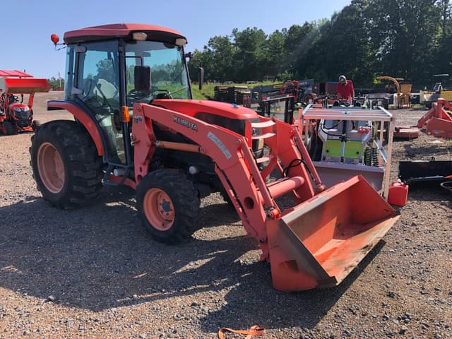 Image of Kubota L5240 equipment image 1