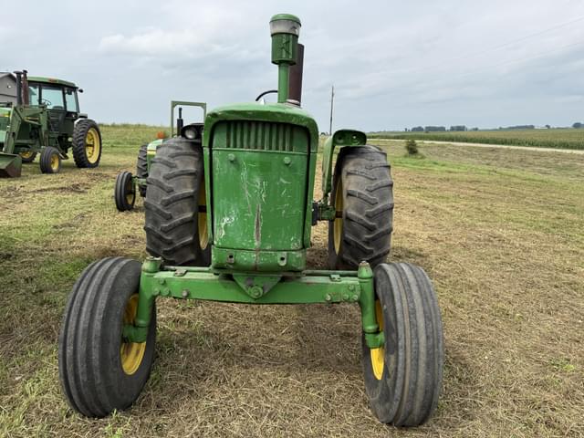 Image of John Deere 3020 equipment image 4
