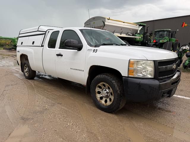 Image of Chevrolet 1500 equipment image 1